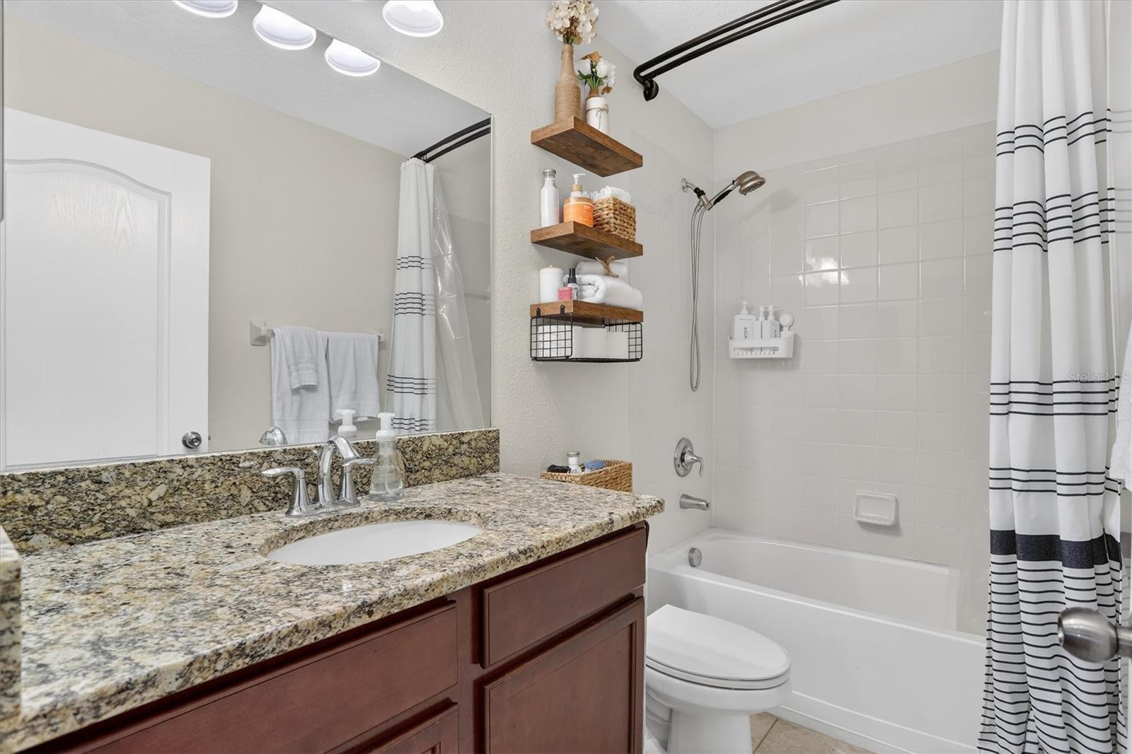 LAKESIDE PH 1A 2A & 05 - Residential