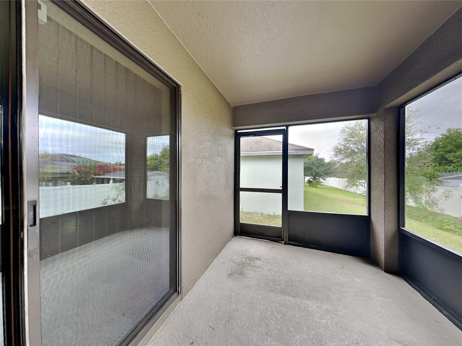 HIGHLAND MDWS PH 2B - Residential Lease