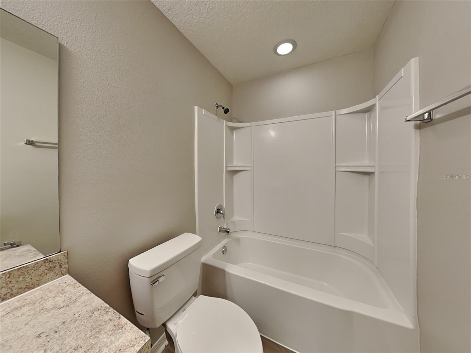 HIGHLAND MDWS PH 2B - Residential Lease