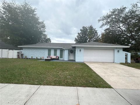 Photo of 5311 Jennifer Place, Orlando, FL 32807 (MLS # O6405617)