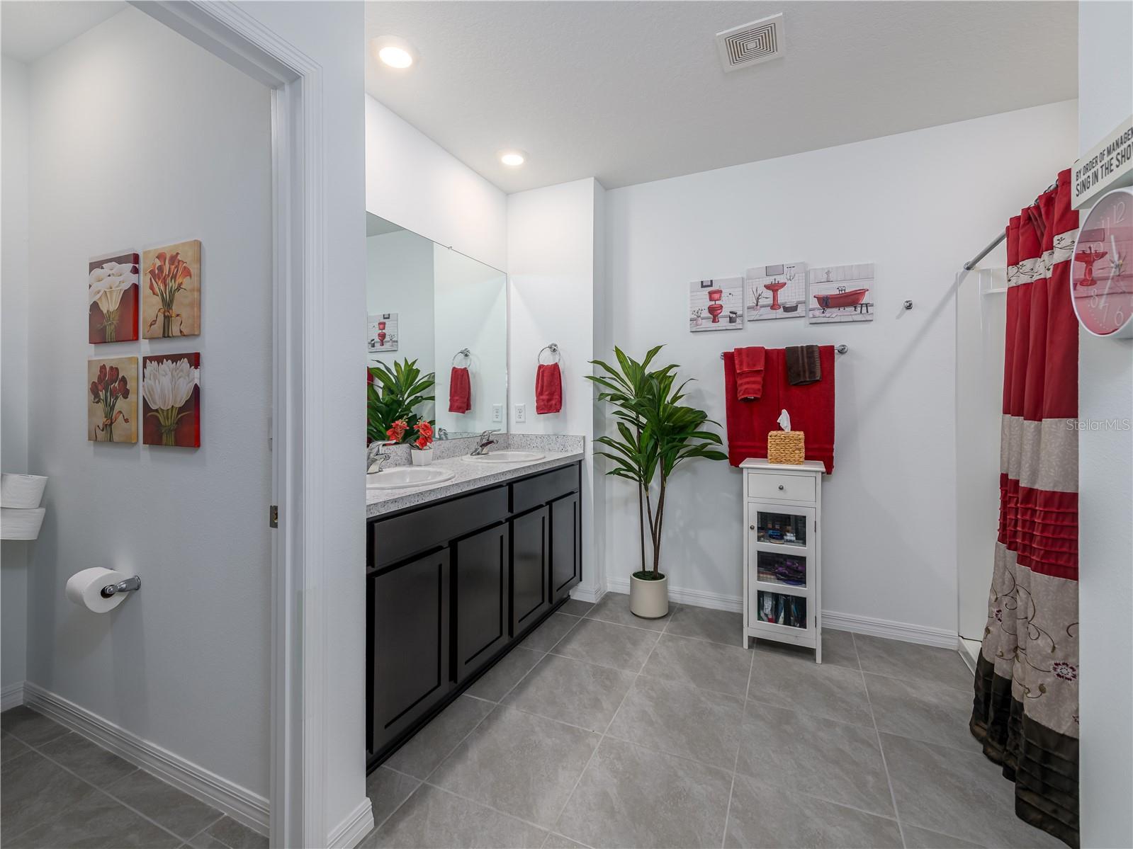 AVALON PARK WEST - Residential