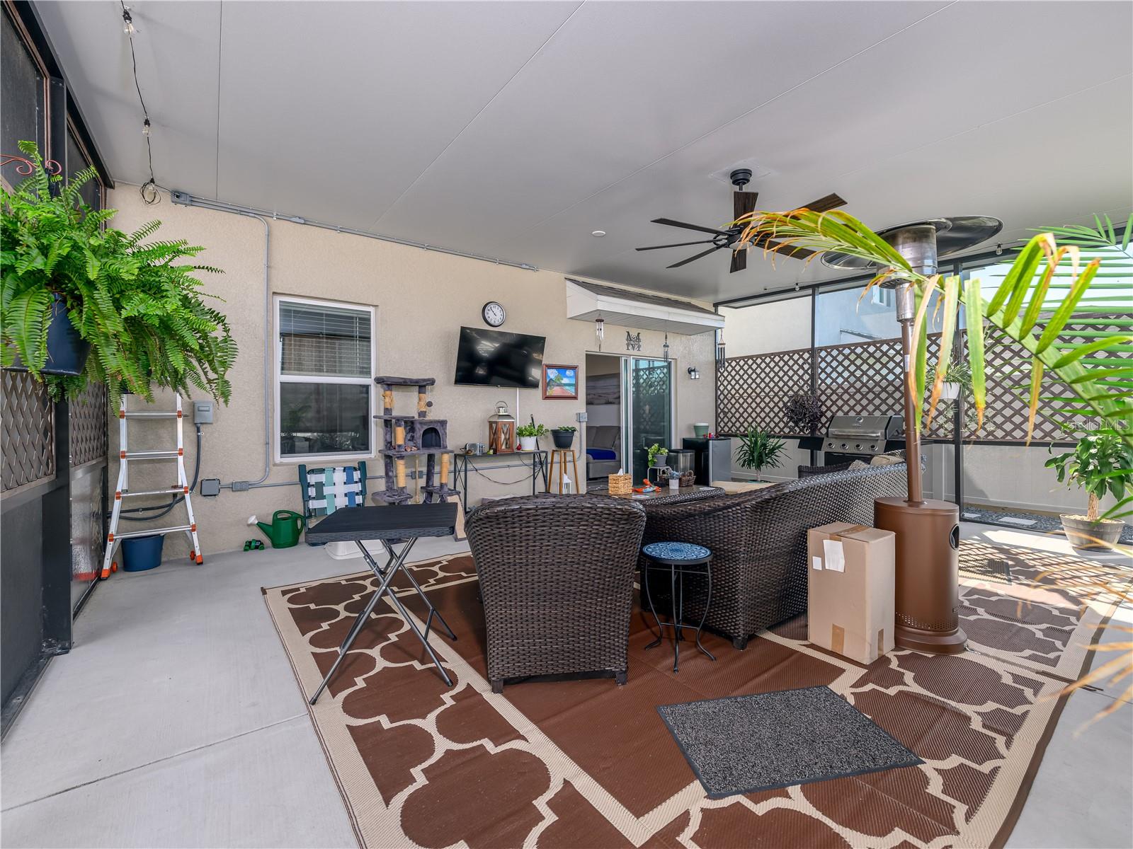 AVALON PARK WEST - Residential