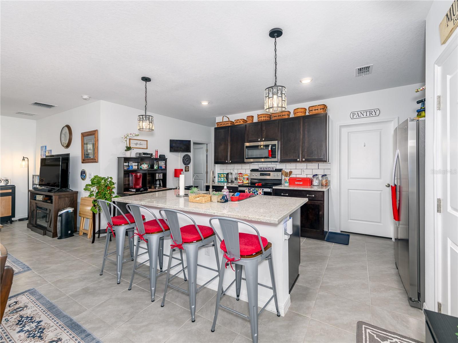 AVALON PARK WEST - Residential