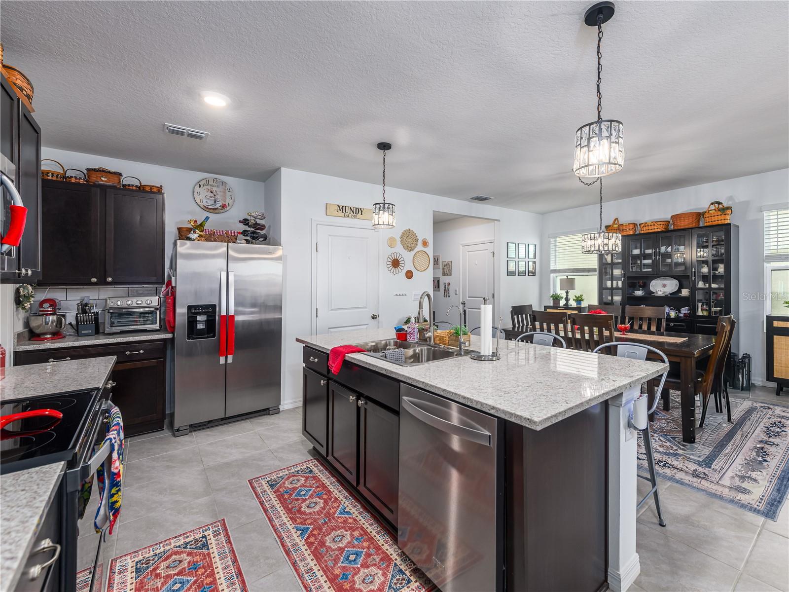 AVALON PARK WEST - Residential