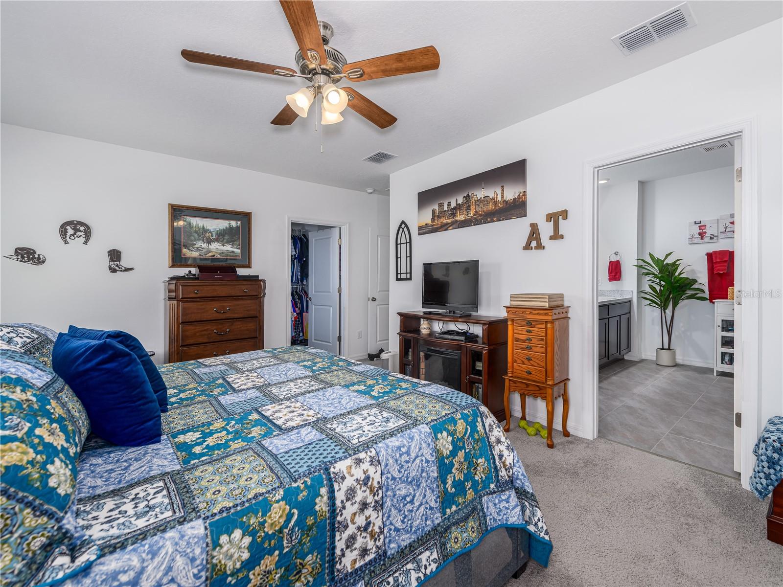 AVALON PARK WEST - Residential