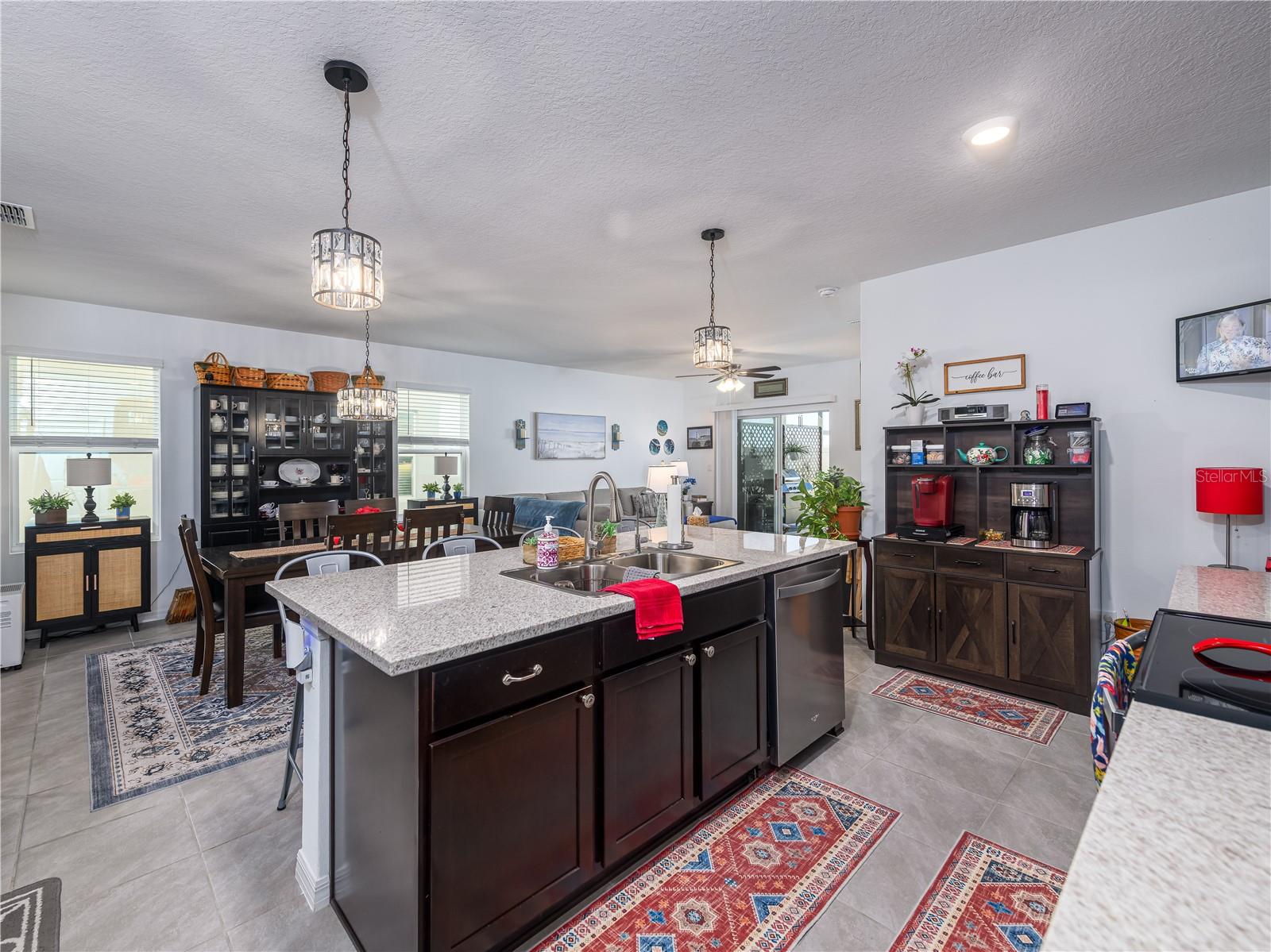 AVALON PARK WEST - Residential
