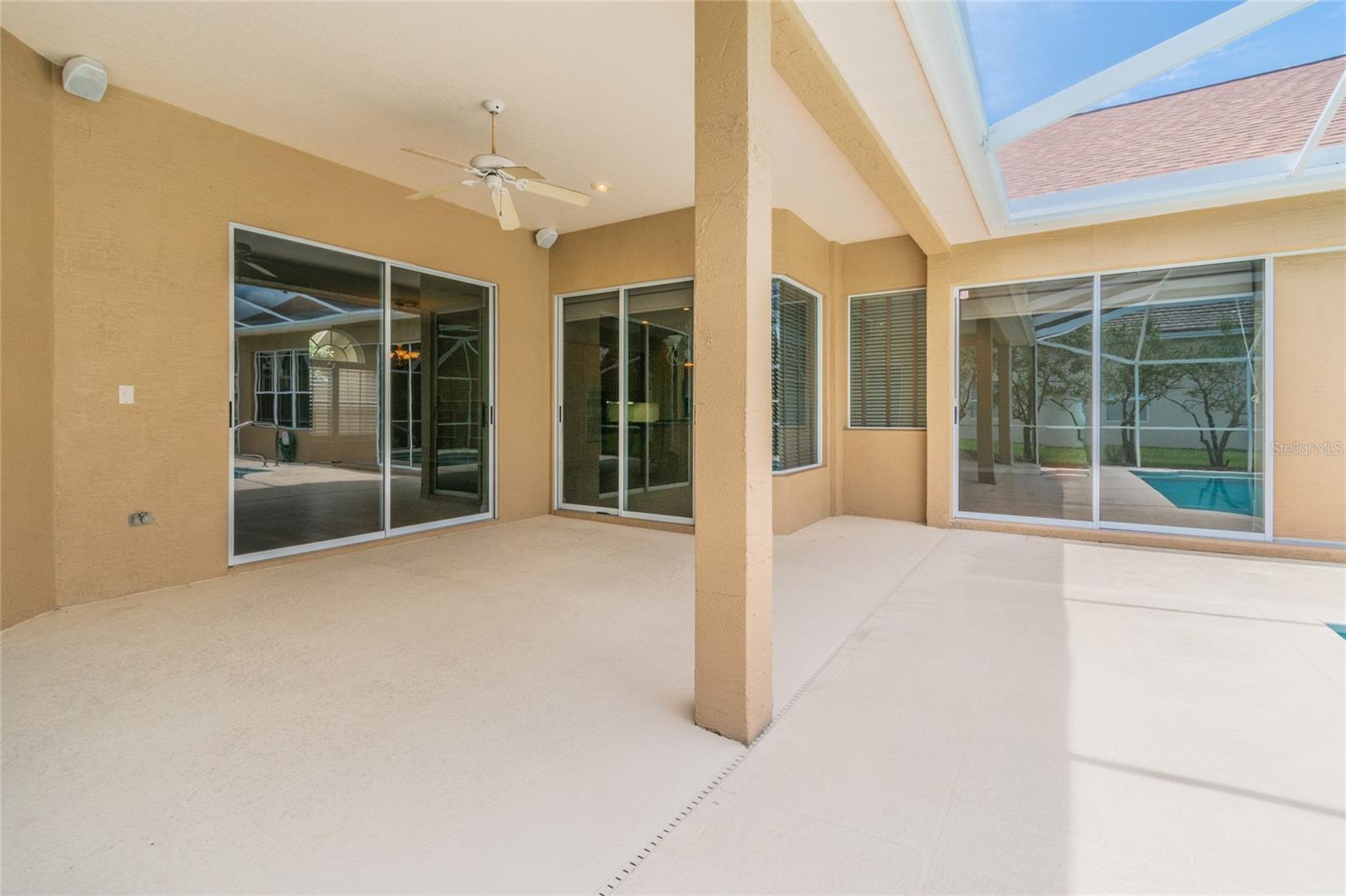 WESTCHASE SEC 303 - Residential Lease
