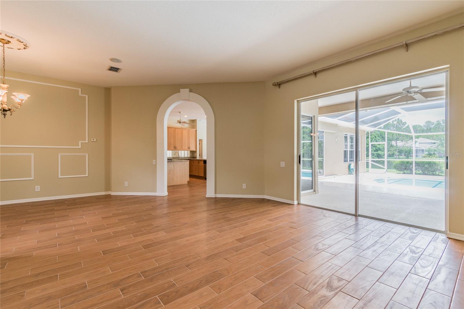 WESTCHASE SEC 303 - Residential Lease