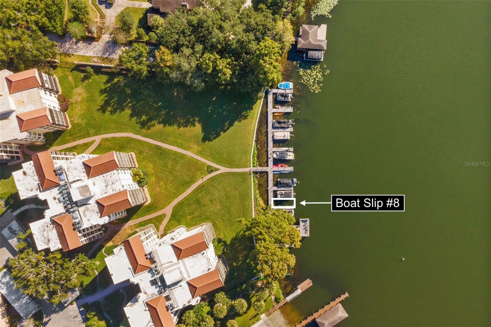 MOORINGS ON LAKE MAITLAND CONDO BLDG 05 - Residential