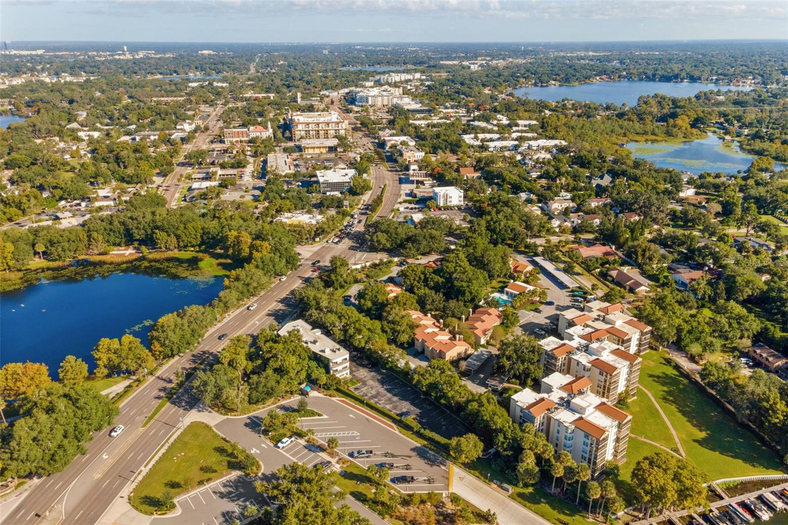 MOORINGS ON LAKE MAITLAND CONDO BLDG 05 - Residential