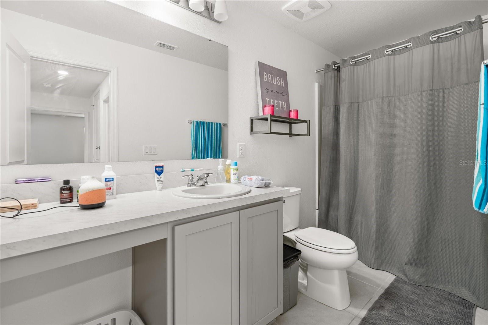 GARDENS II AT LAKE JACKSON - Residential