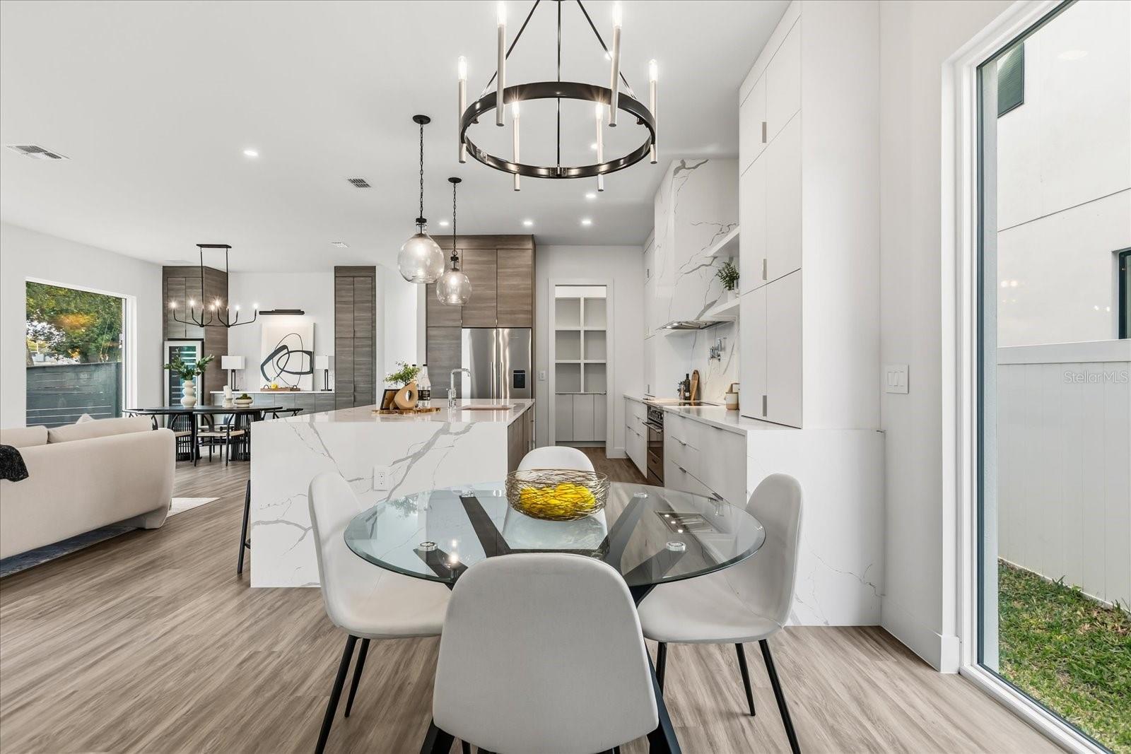 HANDSONHURST - Residential