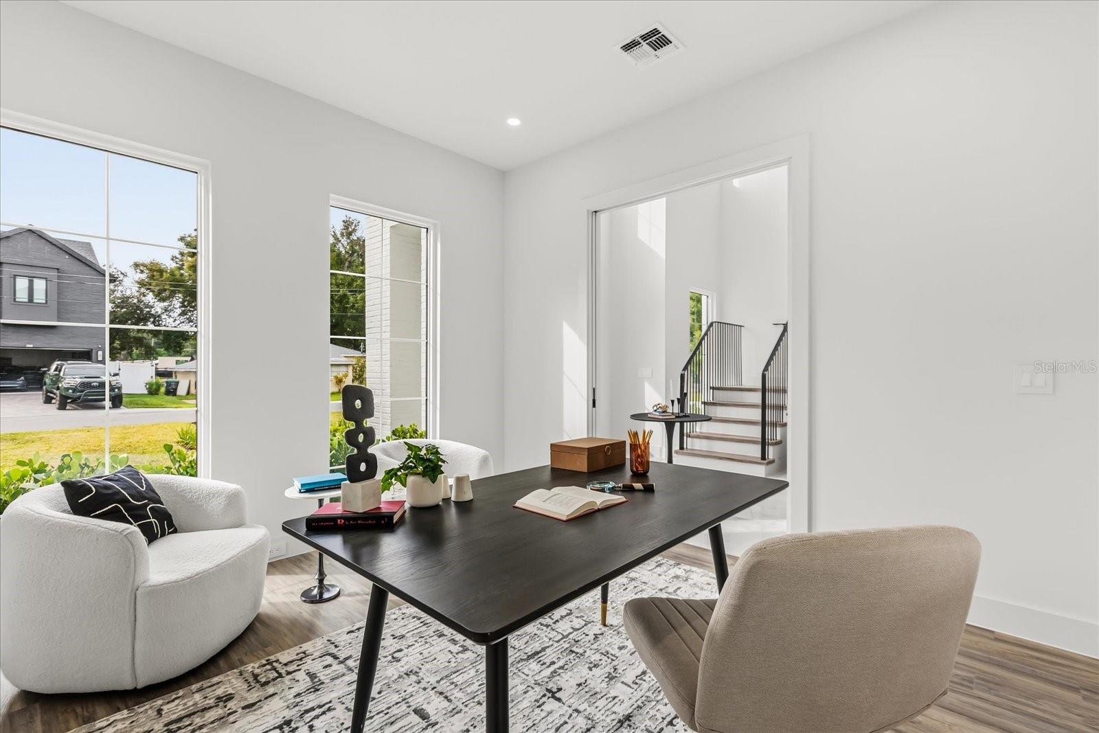 HANDSONHURST - Residential