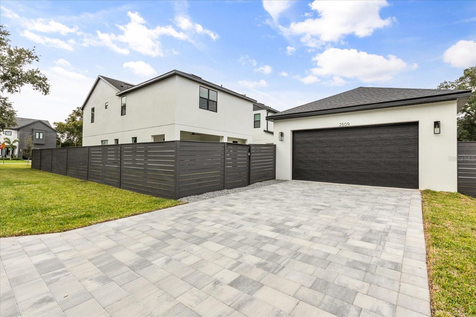 HANDSONHURST - Residential