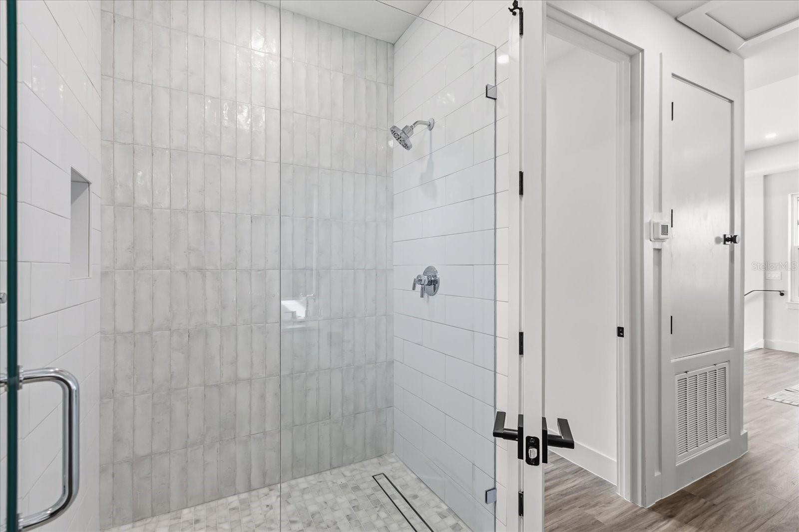 HANDSONHURST - Residential