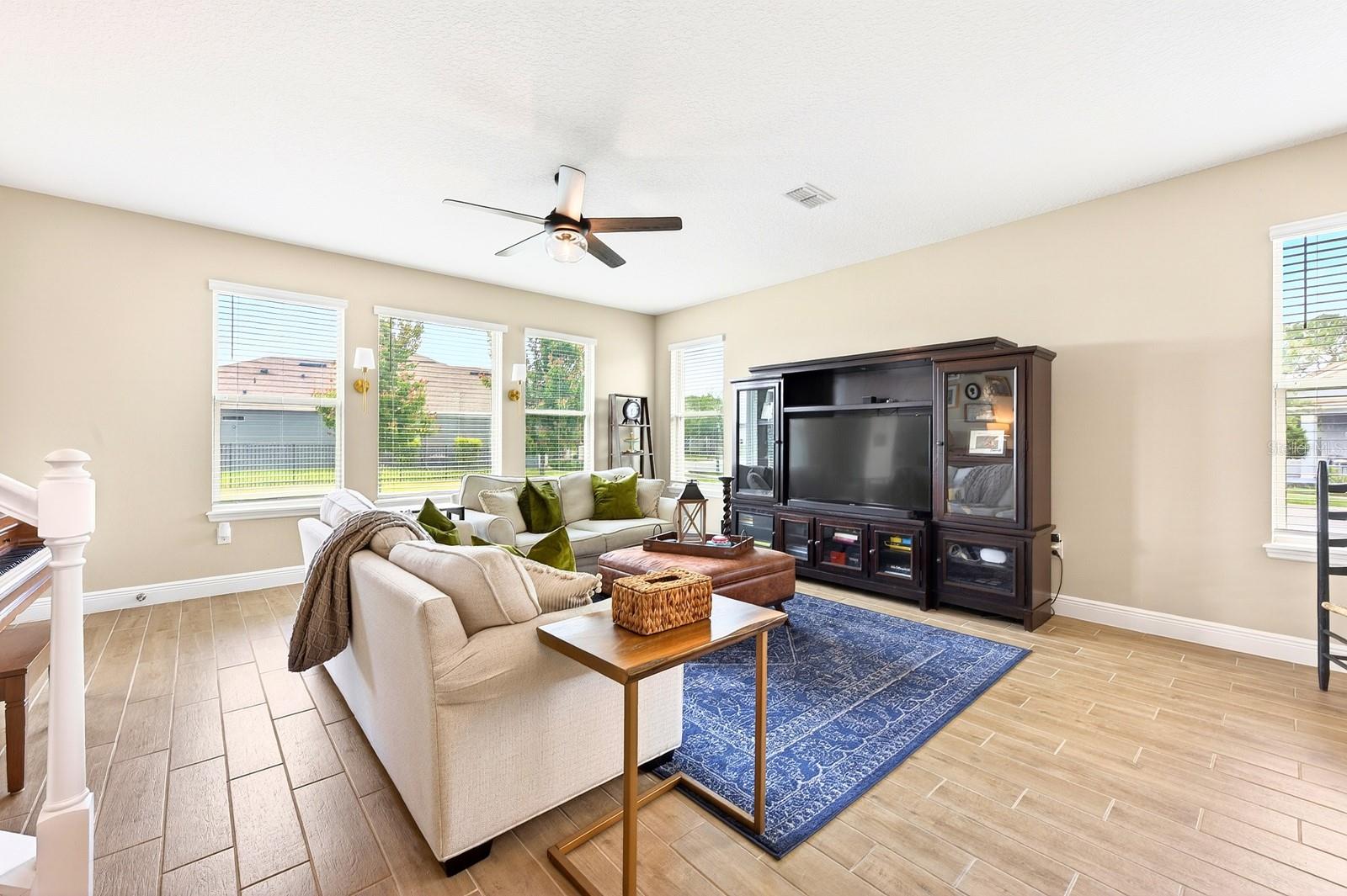 WATERLEIGH PH 2C-1 - Residential