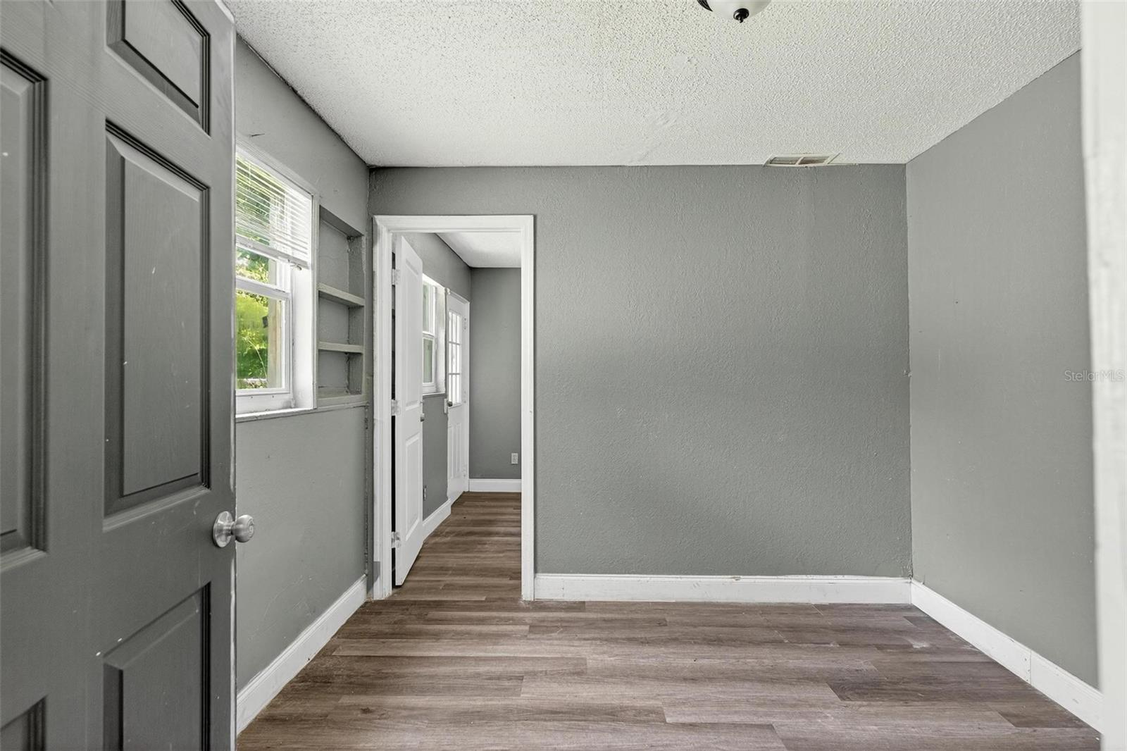 PINE HILLS MANOR 02 - Commercial Sale