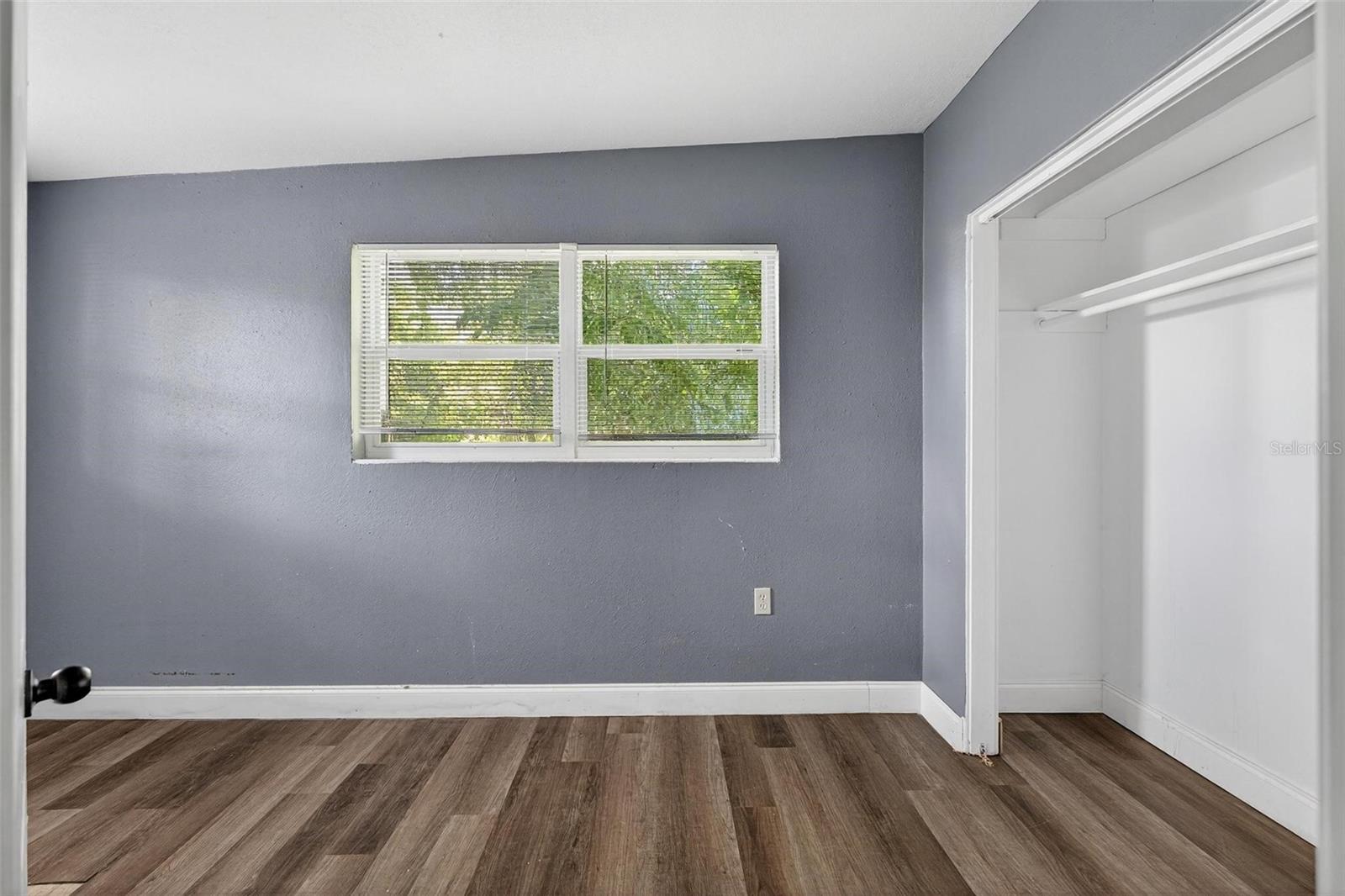 PINE HILLS MANOR 02 - Commercial Sale