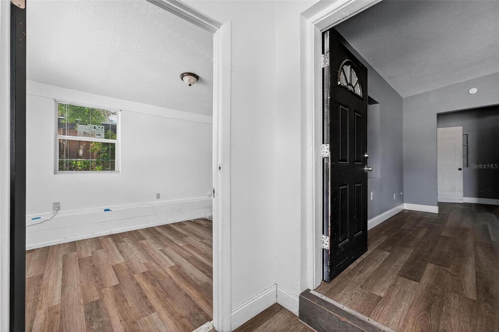 PINE HILLS MANOR 02 - Commercial Sale