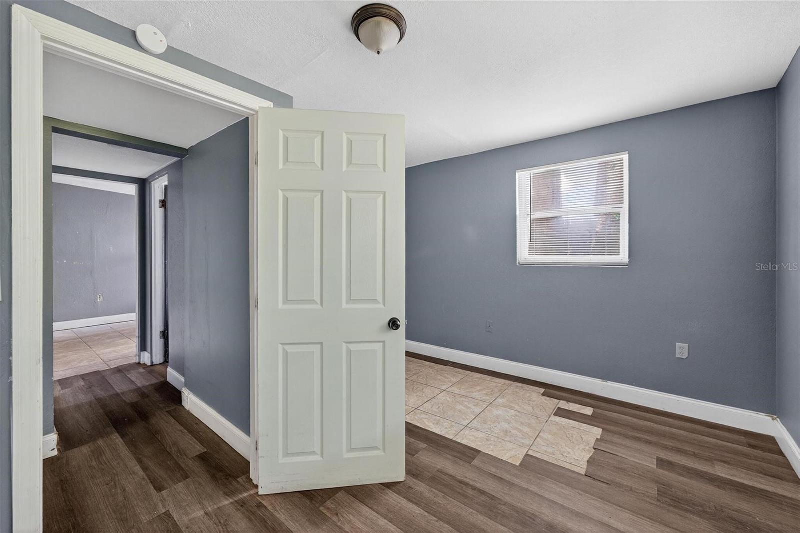 PINE HILLS MANOR 02 - Commercial Sale