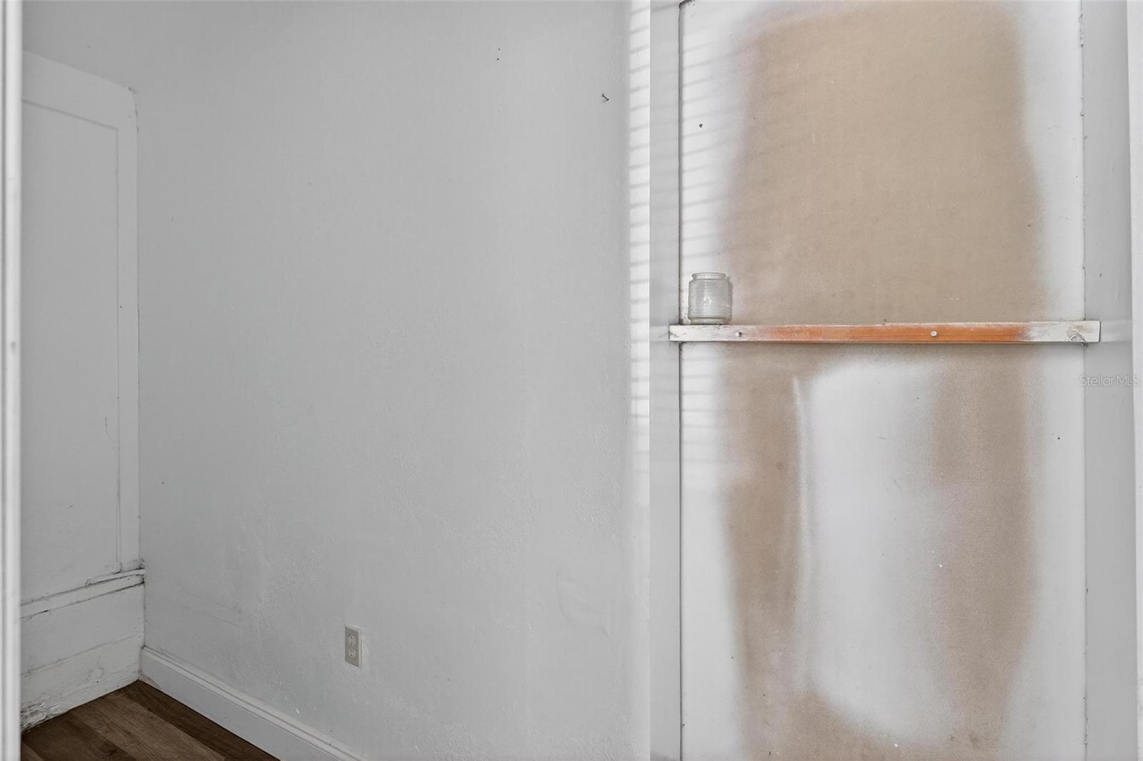 PINE HILLS MANOR 02 - Commercial Sale