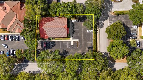 Tiny photo for 700 Doctors Court, Leesburg, FL 34748 (MLS # G5081840)