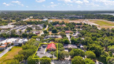 Tiny photo for 700 Doctors Court, Leesburg, FL 34748 (MLS # G5081840)