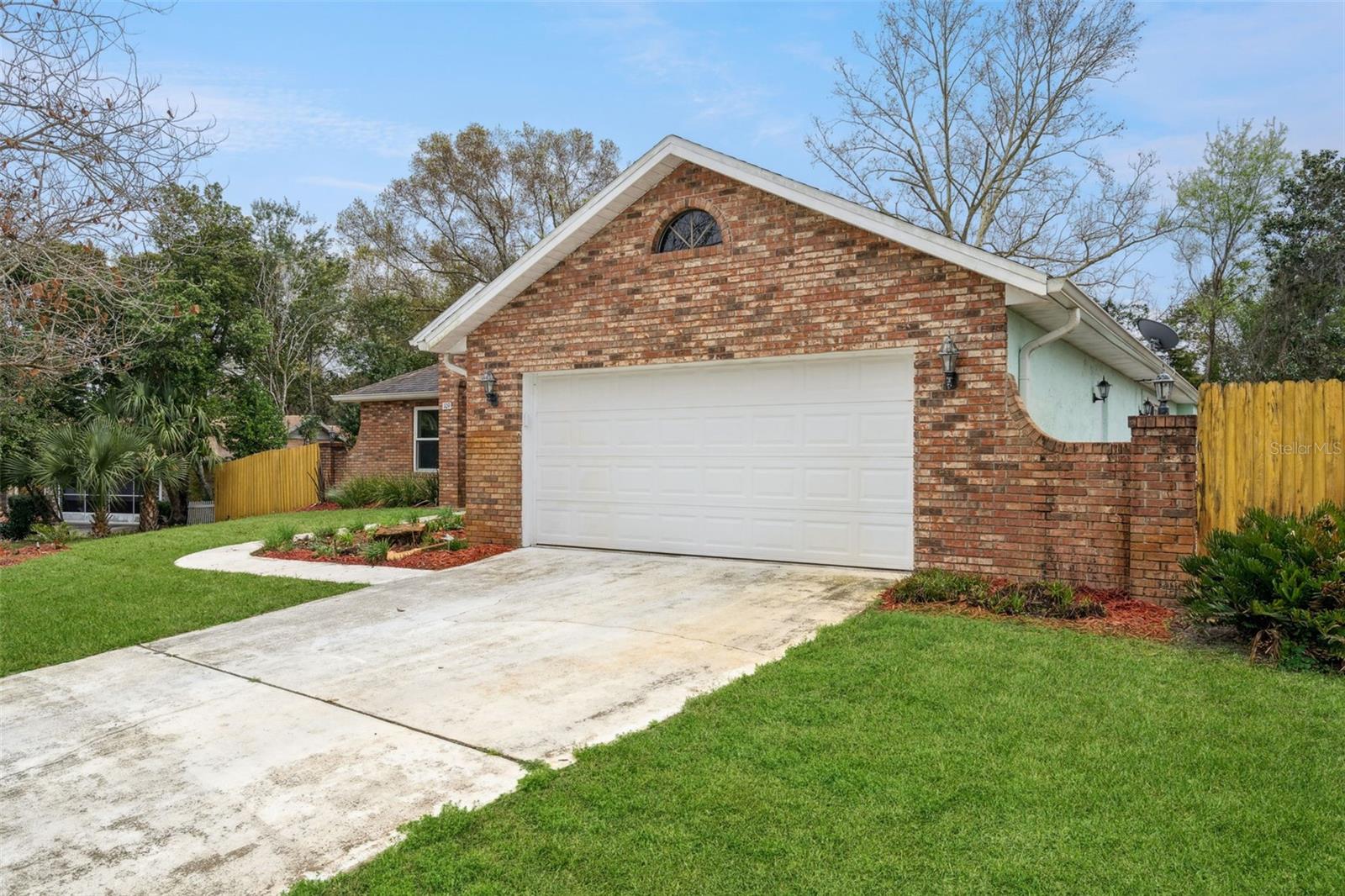 109 HUNTER POINT COURT