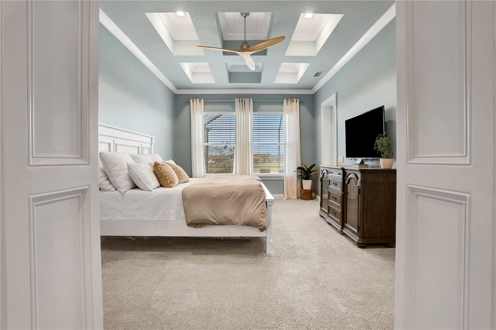 EMERALD PALMS - Residential
