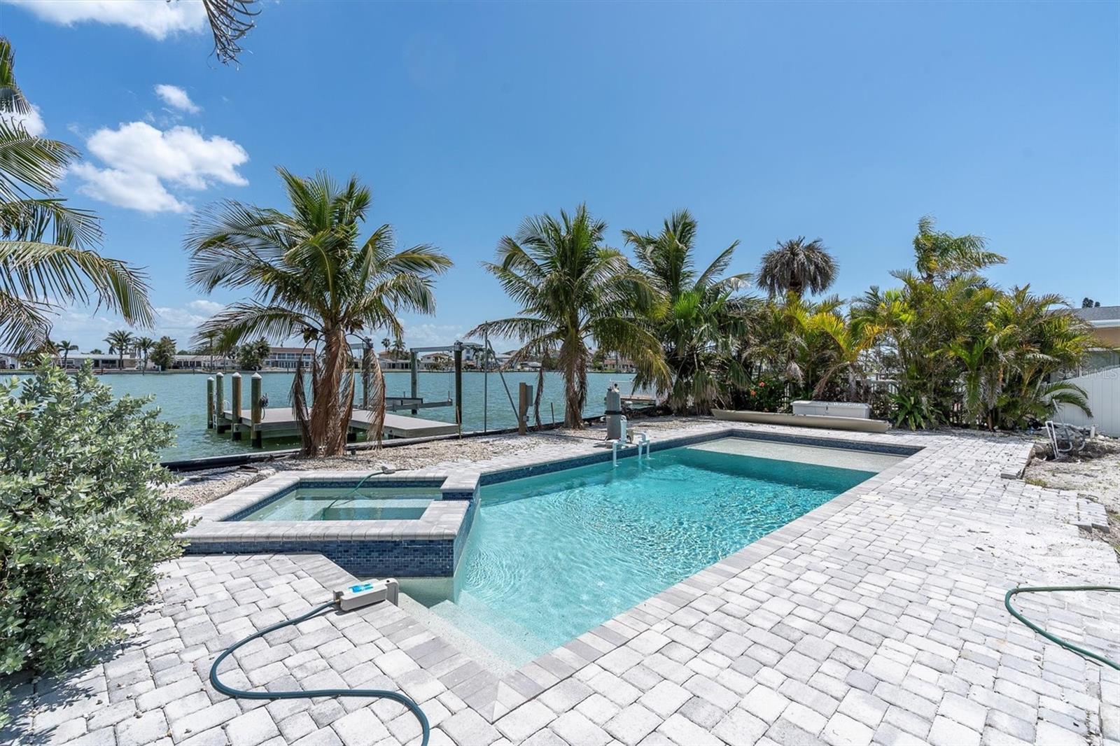 CRYSTAL ISLAND - Residential