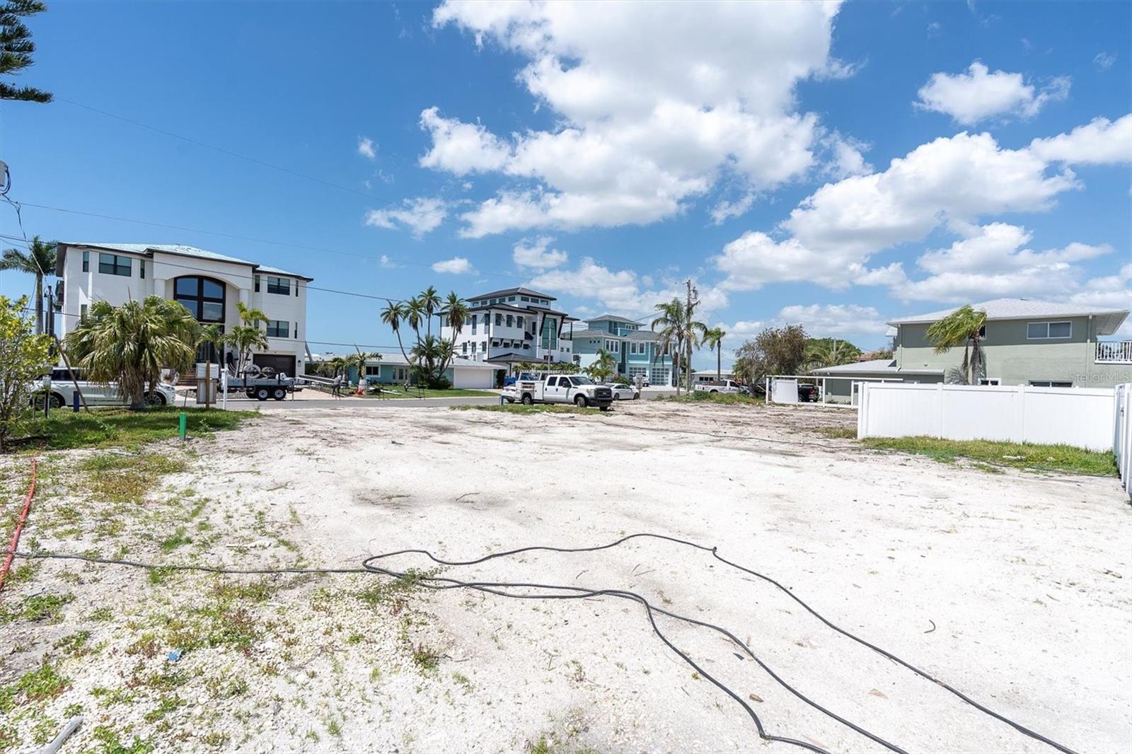 CRYSTAL ISLAND - Residential