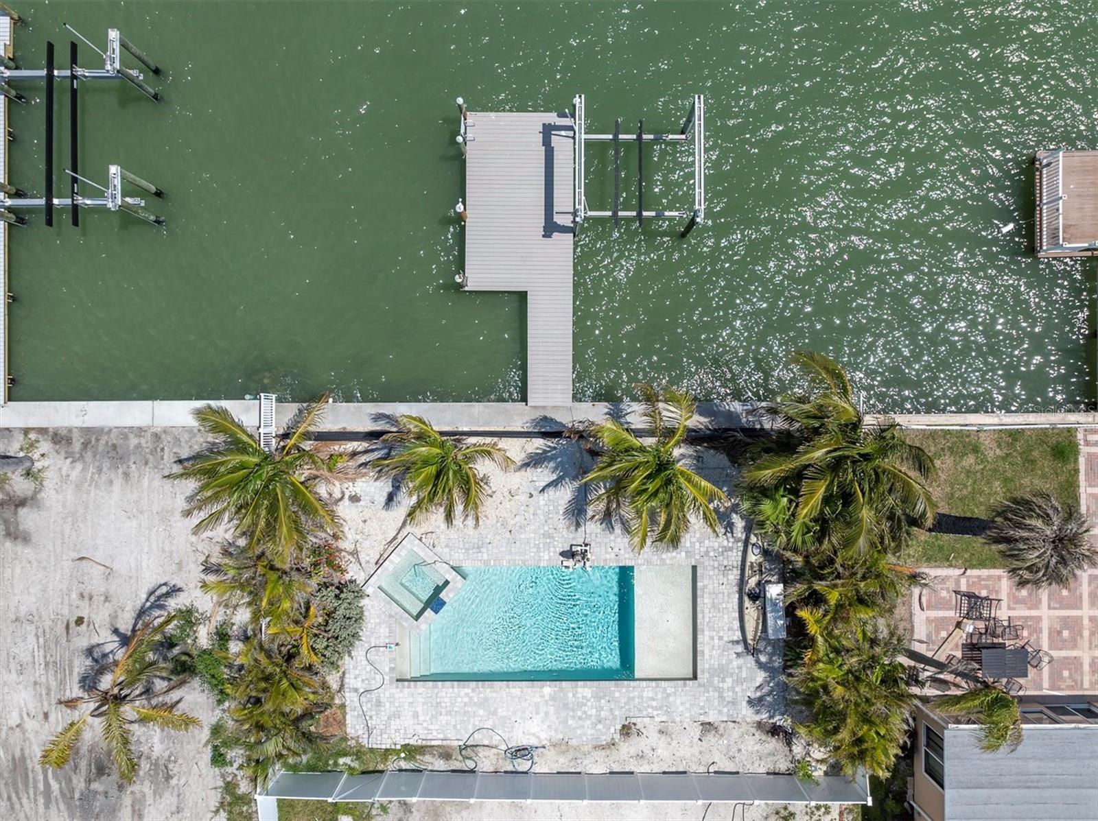 CRYSTAL ISLAND - Residential