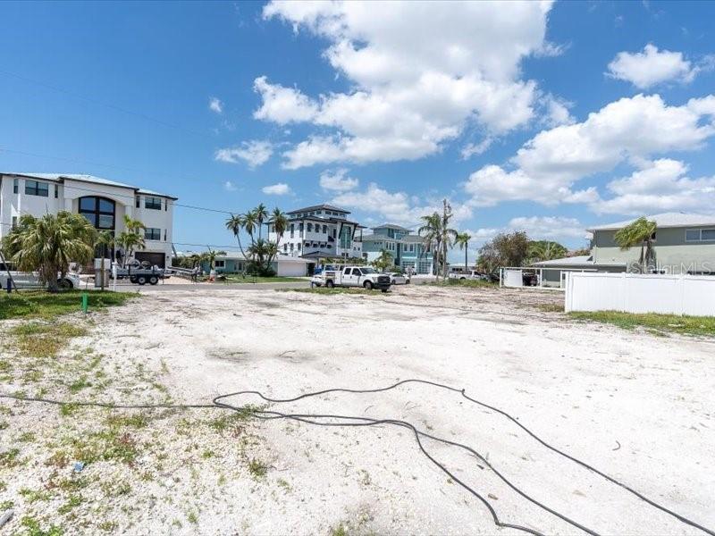 CRYSTAL ISLAND - Residential