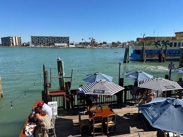 CRYSTAL ISLAND - Residential