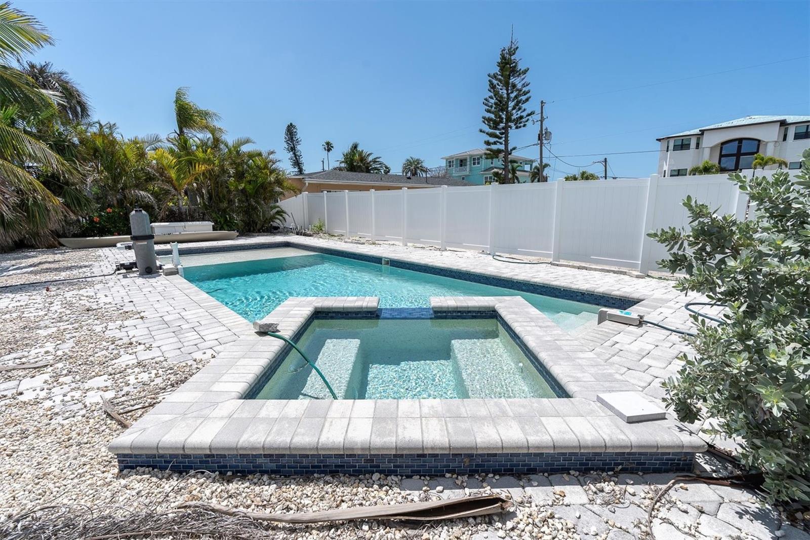 CRYSTAL ISLAND - Residential