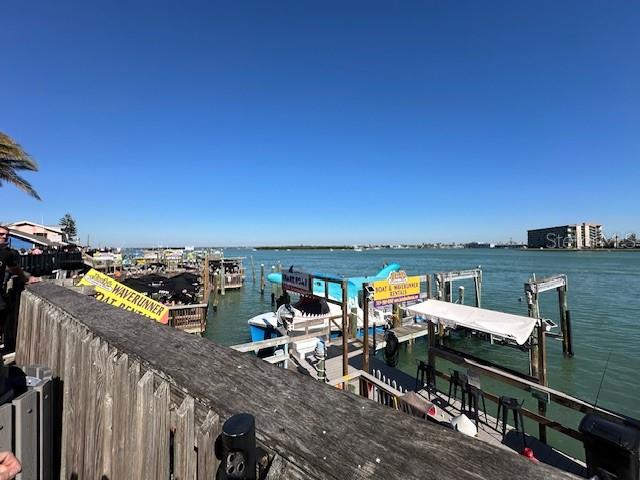 CRYSTAL ISLAND - Residential