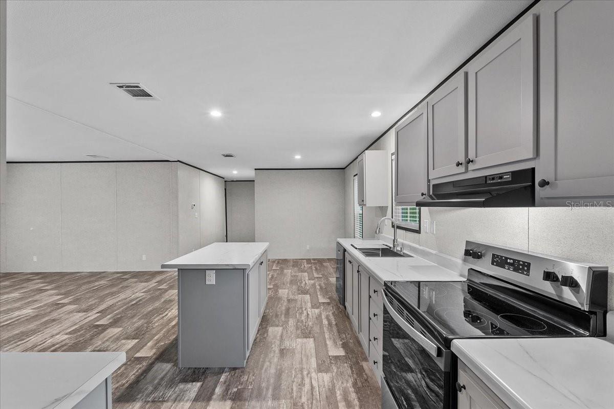 MONTVERDE HILLS - Residential