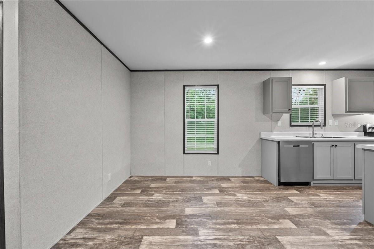 MONTVERDE HILLS - Residential