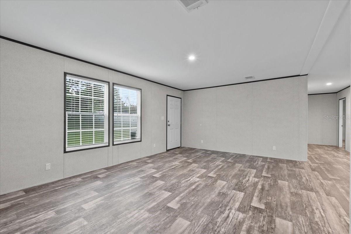 MONTVERDE HILLS - Residential