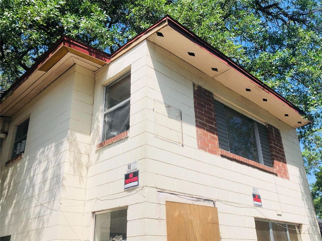 Photo of 2312 Fairfax Street, Jacksonville, FL 32209 (MLS # O6396272)