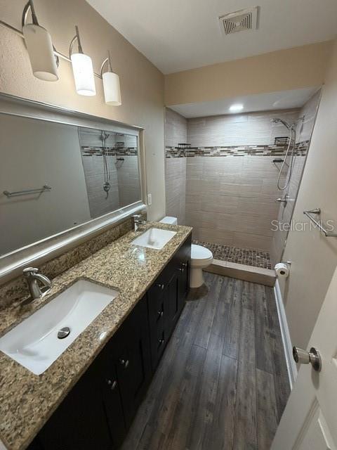 ROOSEVELT GROVES - Residential Lease