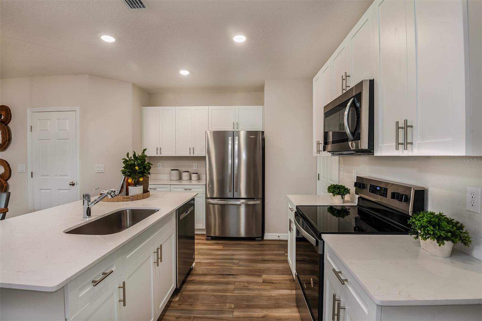 THE GROVE AT CROSSWINDS - Residential