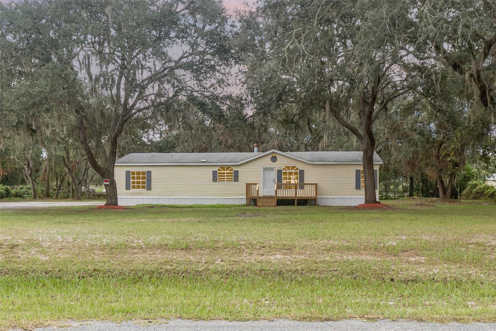 LAKE MAGNOLIA ESTATES UNIT 02 - Residential