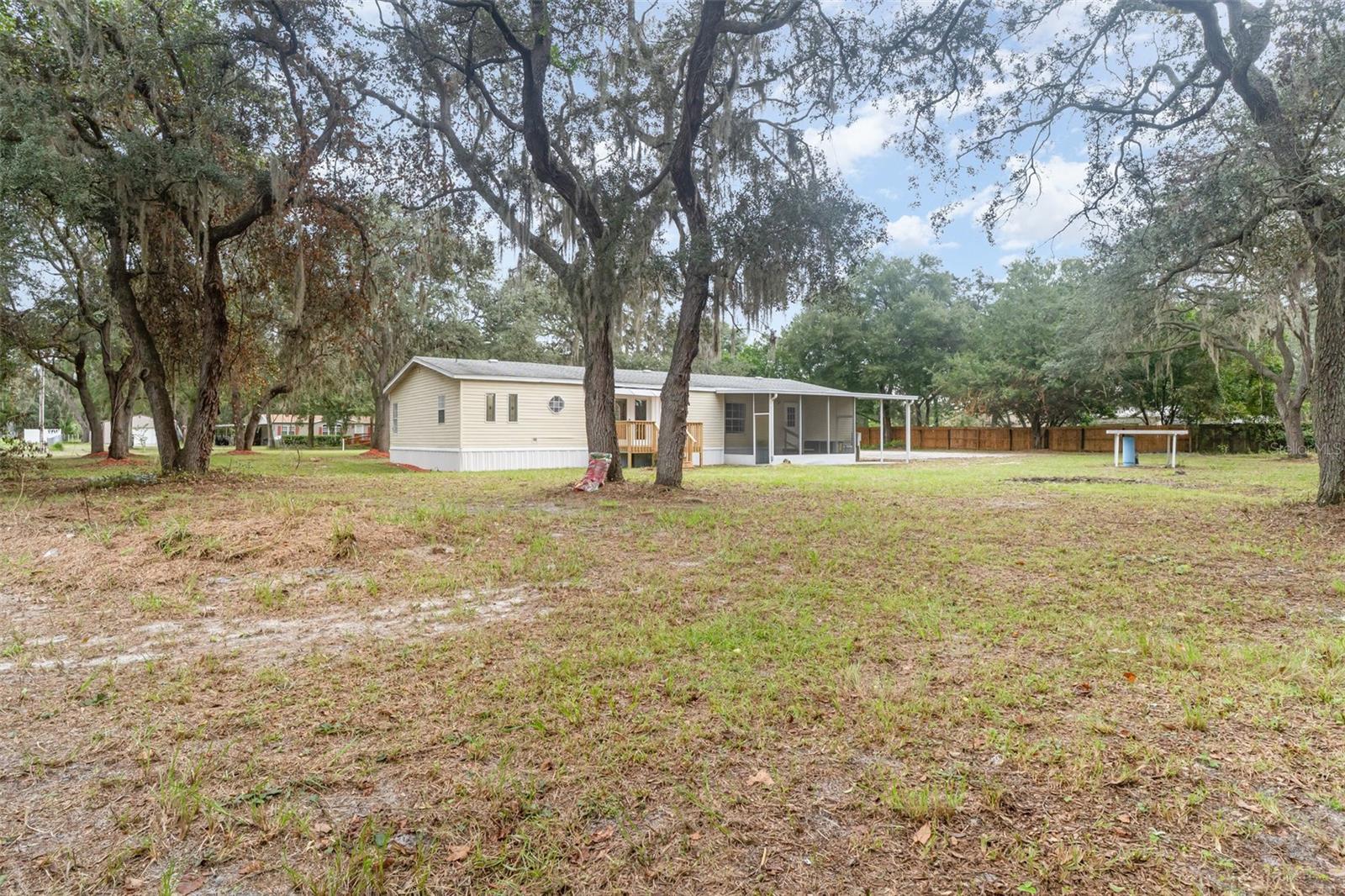 LAKE MAGNOLIA ESTATES UNIT 02 - Residential