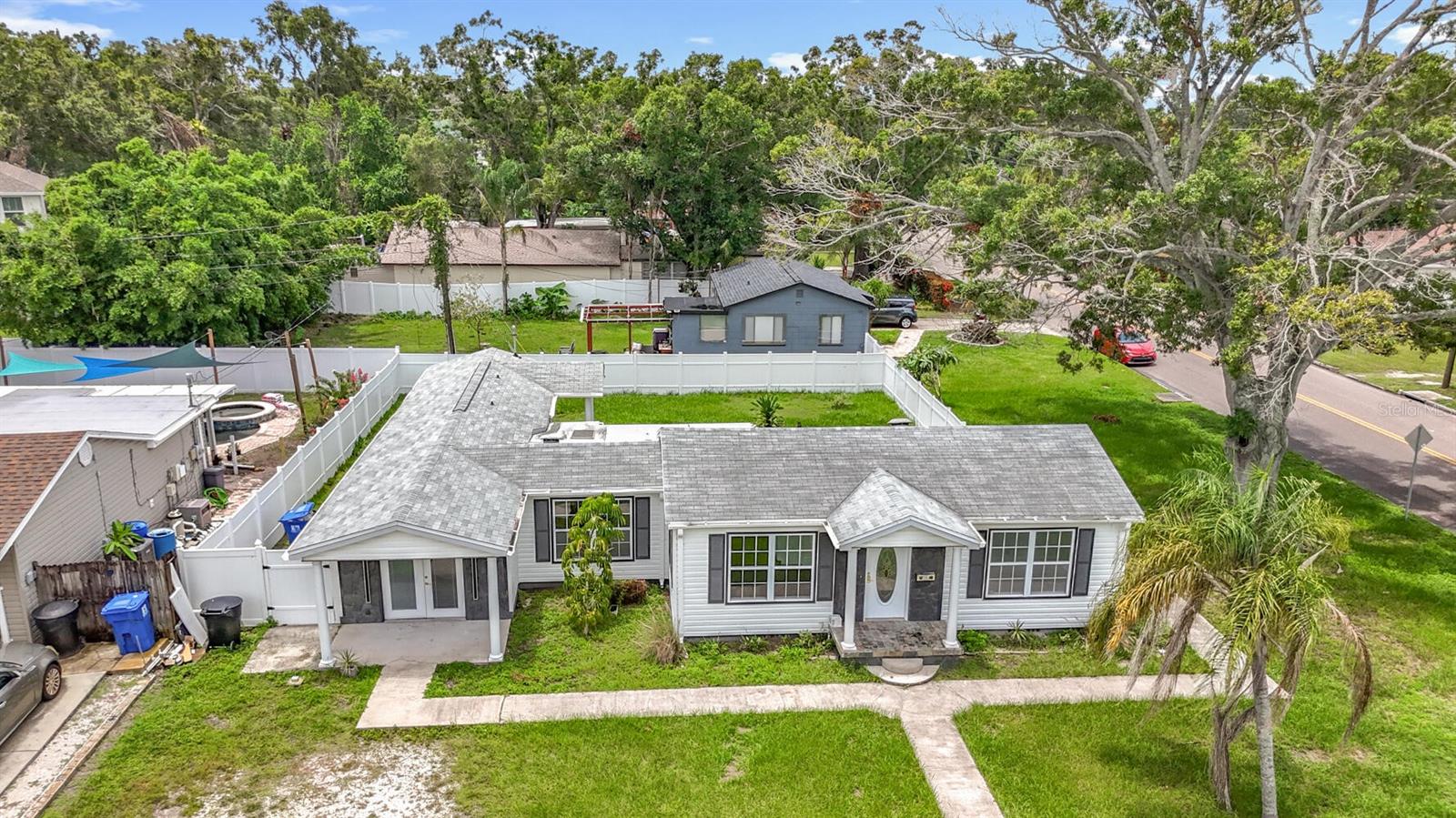 LARRYS SUB - Residential