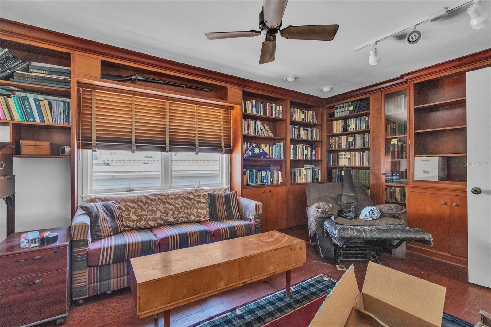 MANDALAY SUB - Residential