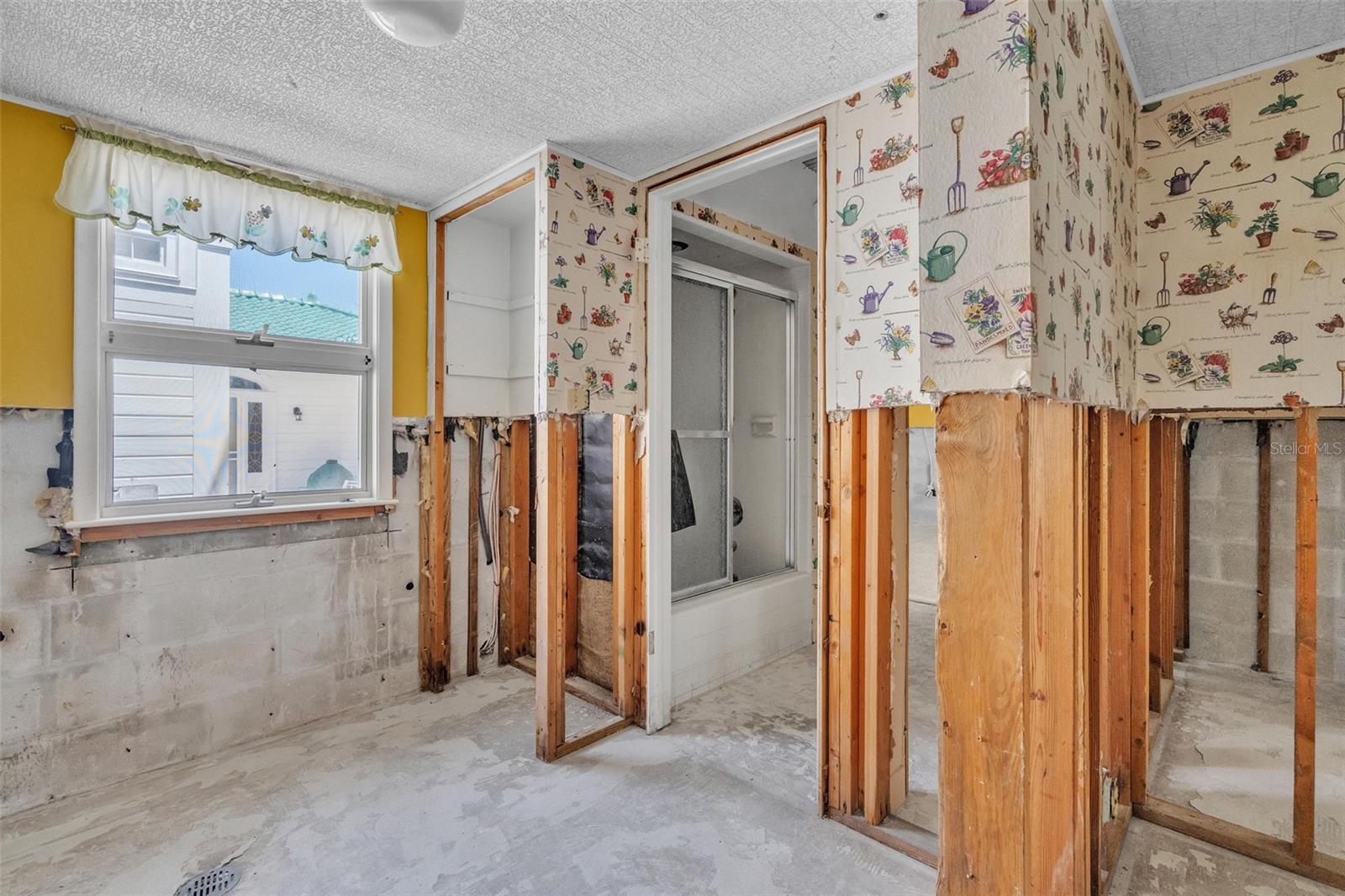 MANDALAY SUB - Residential