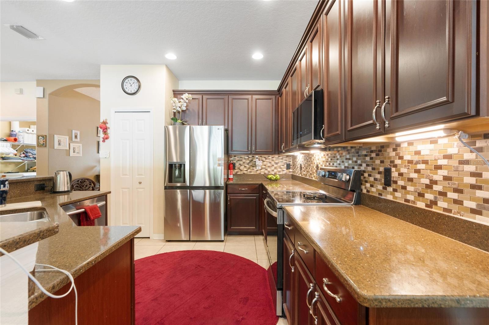 WATERS EDGE - Residential