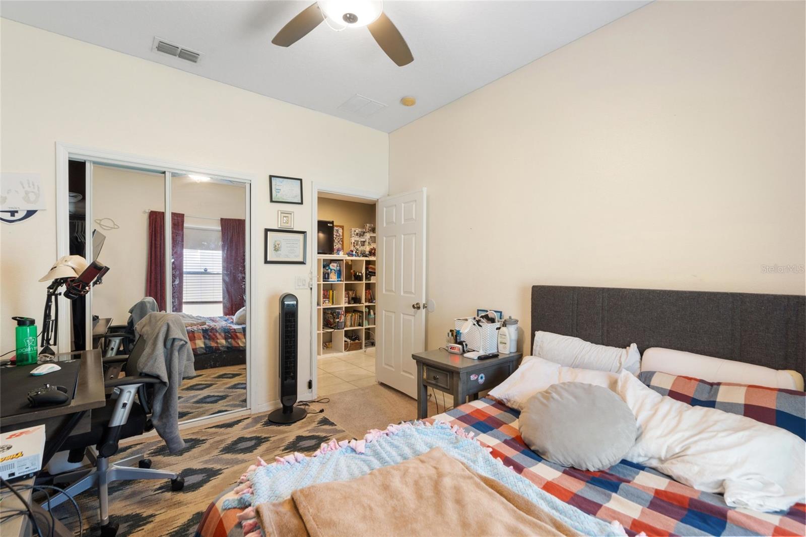 WATERS EDGE - Residential