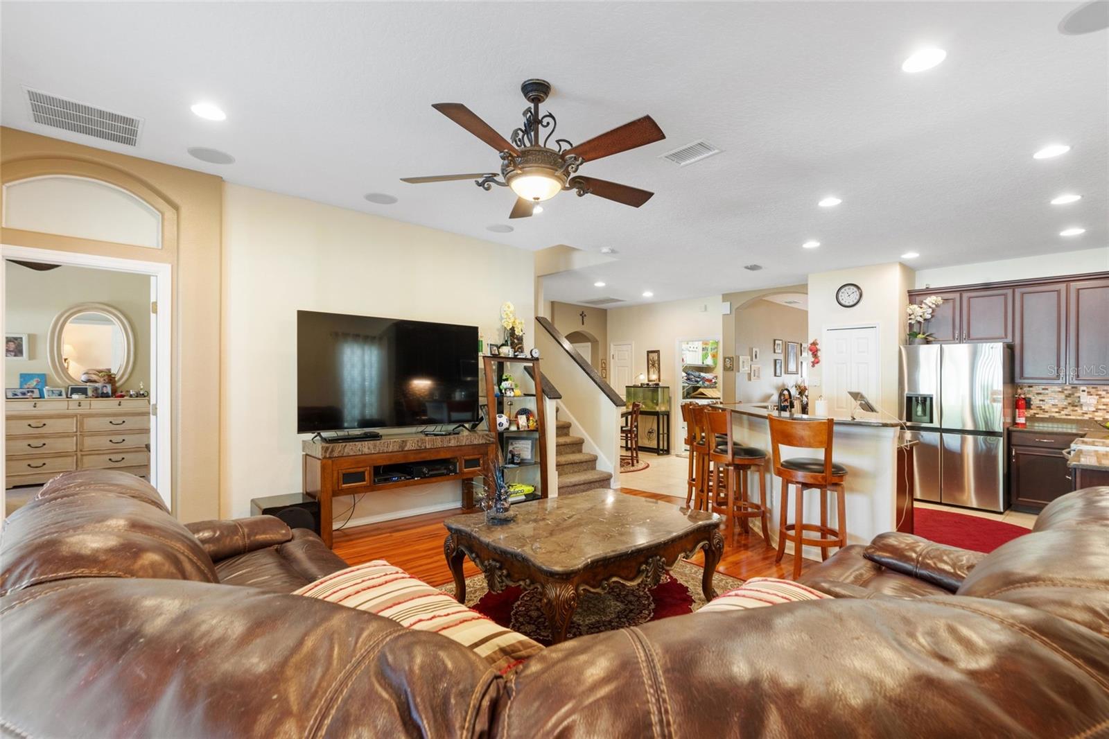 WATERS EDGE - Residential